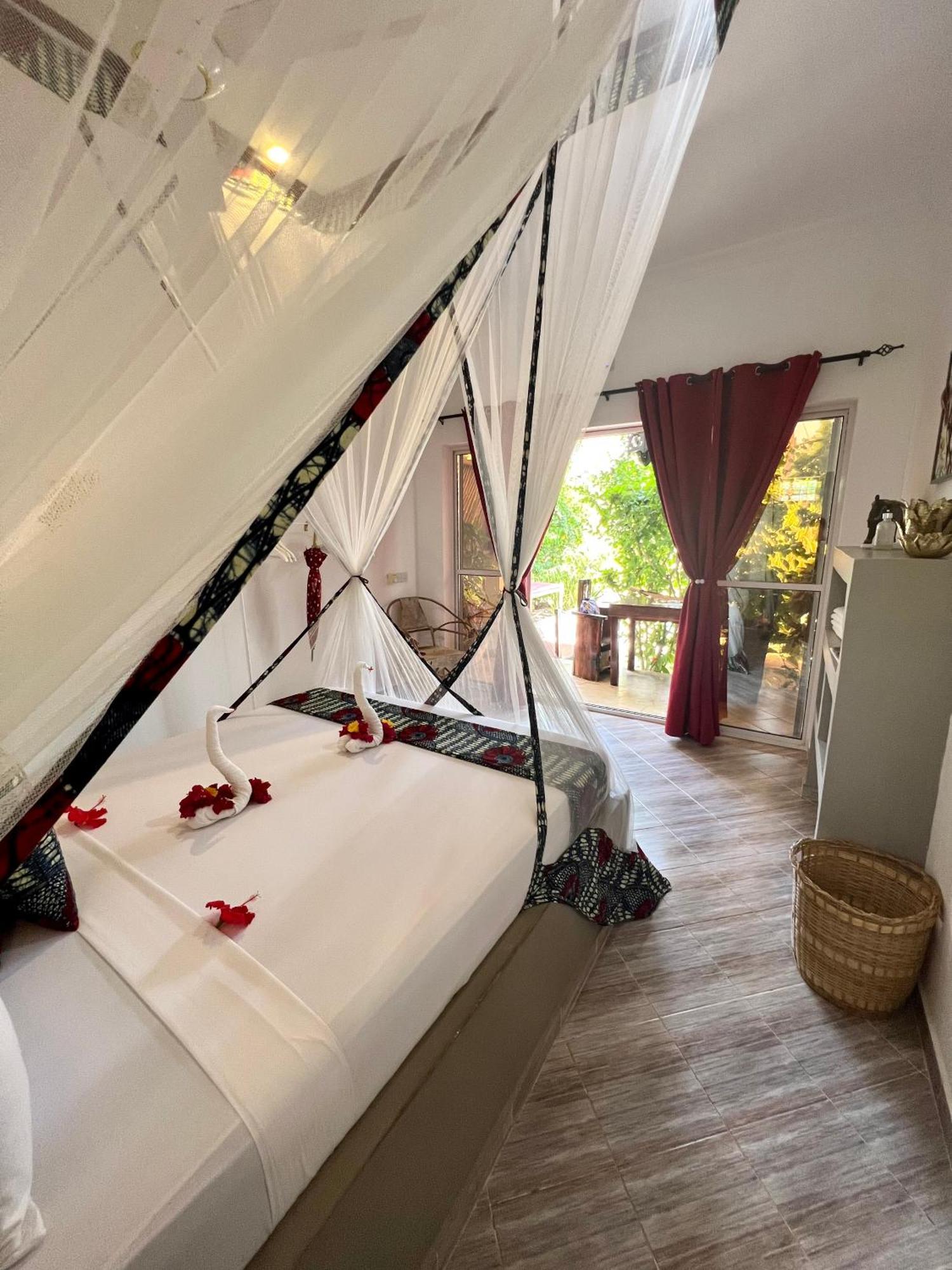 Gadea Boutique Hotel& Gadea Garden Italian Restaurant (Adults Only) Jambiani  Exterior photo